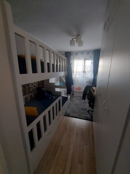 Продам двухъярусную кровать