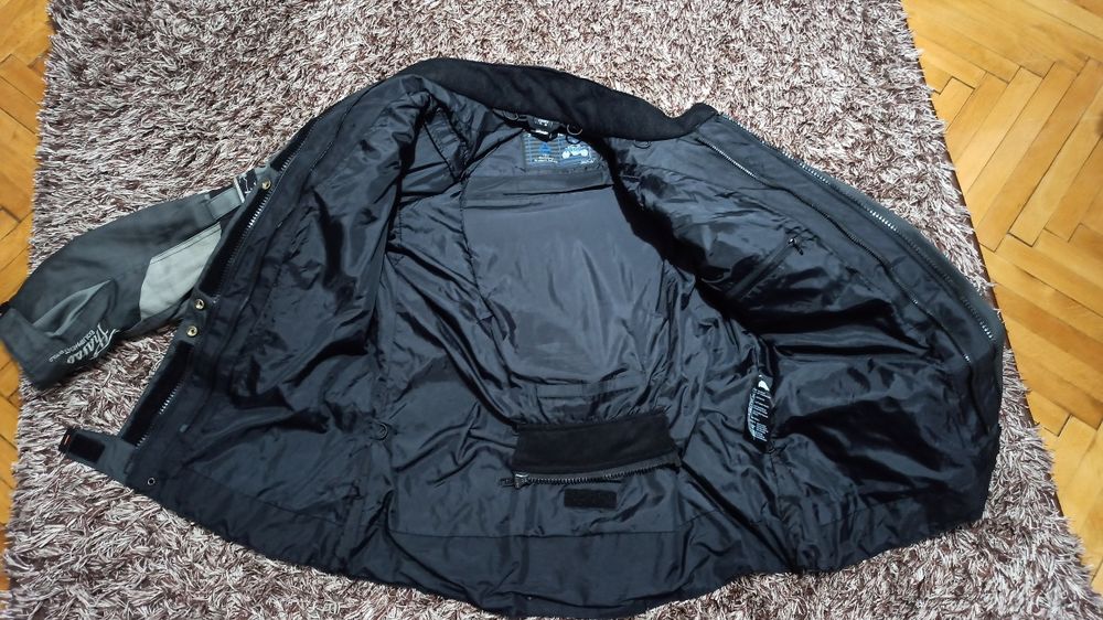 Vând geaca Polo Pharao damă