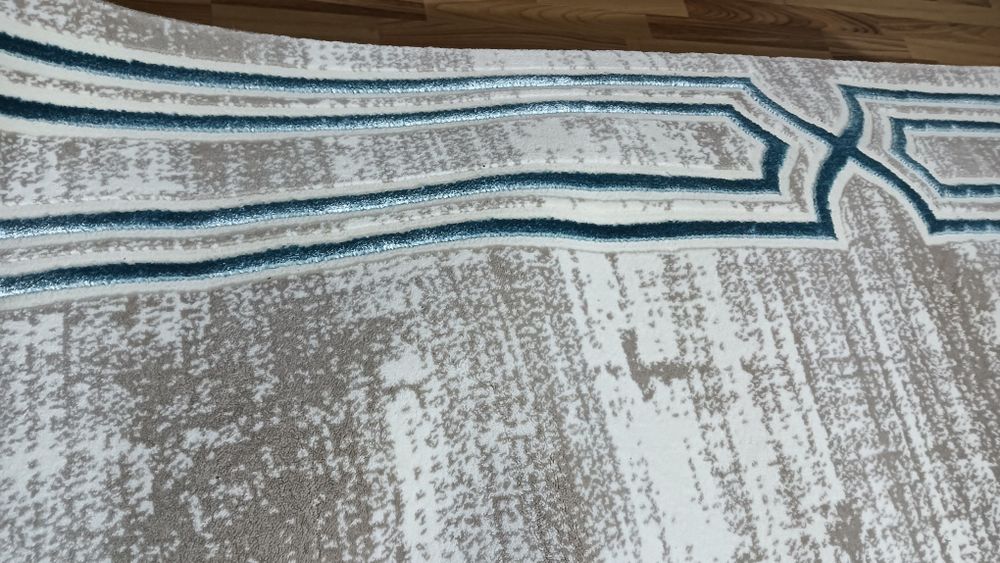 De vânzare covor nou