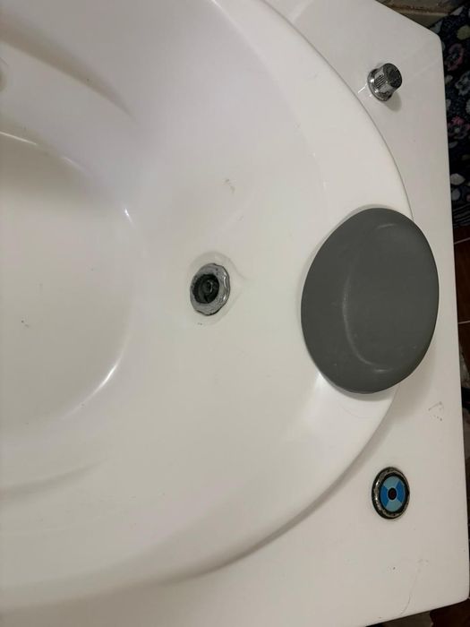 Ванна с джакузии