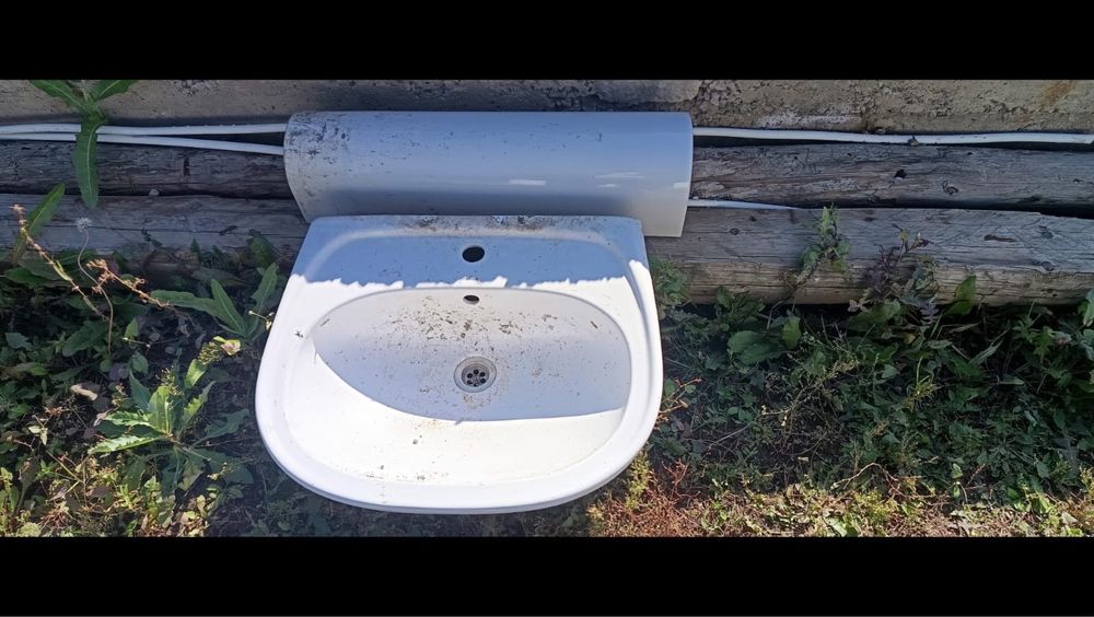 Раковина с пьедесталом