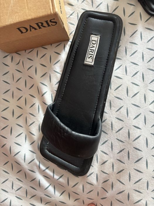 Естествена кожа чехли Daris
