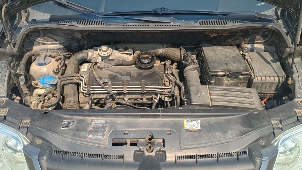Vw Touran , 1.9 tdi,105cp,2005 BKC ,