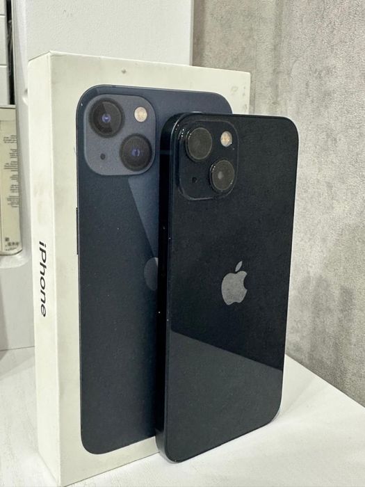 Продам Iphone 13