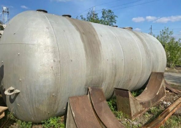 ЁМКОСТЬ  цистерна бочка