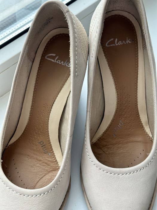 Продам туфли нубук