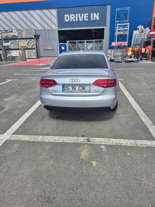 Masina audi a 4 2010