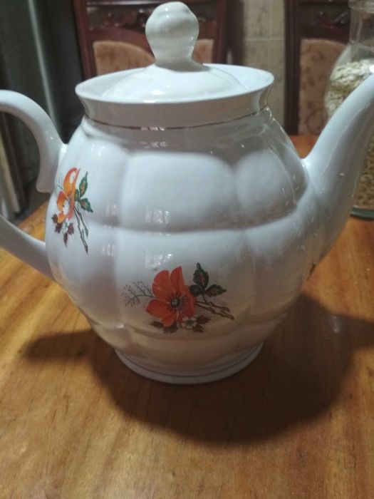 Чайник большой 2,5 литра