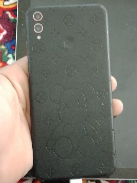 Продам honor 8x 64/4