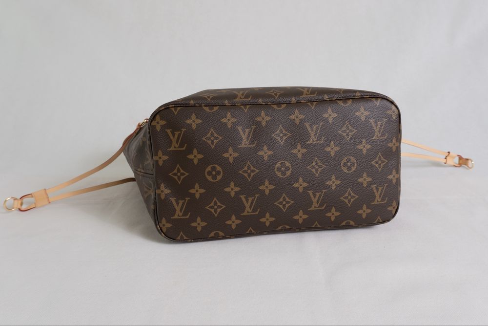 Louis Vuitton Neverfull MM, нова, пълен комплект