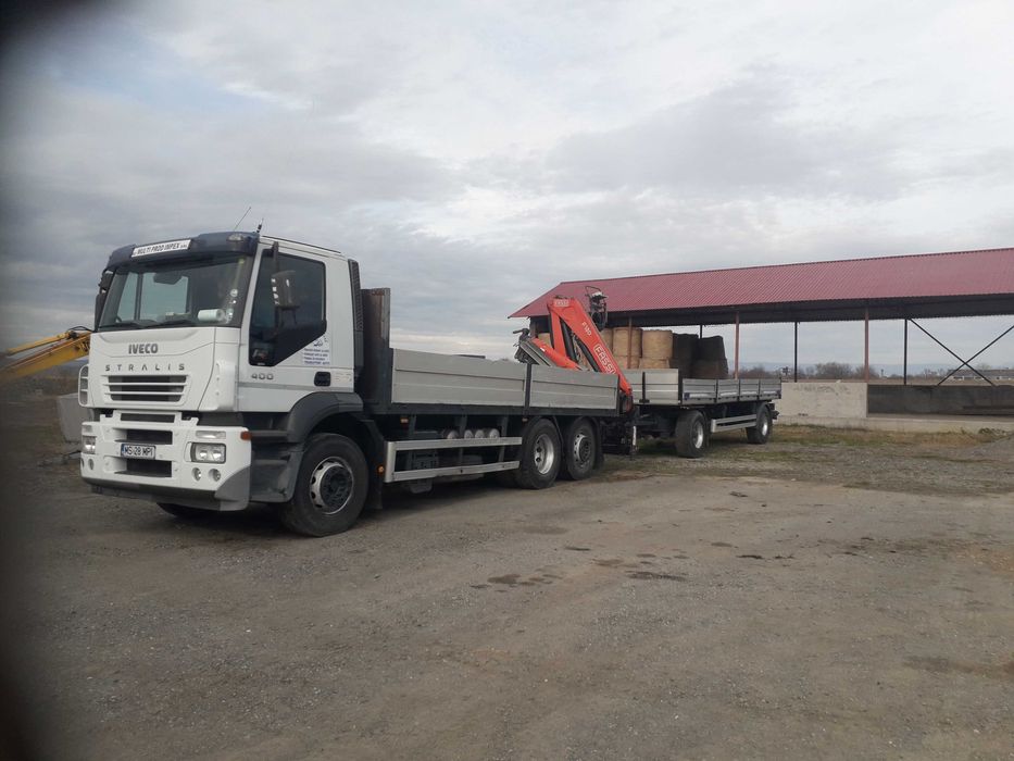 De vanzare camion Iveco, cu automacara