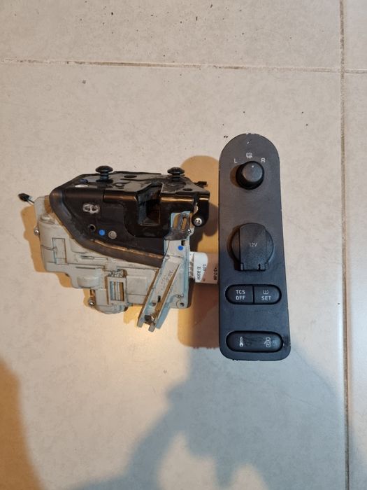 consola centrala pt oglinzi electrice cu incalzire.bloc-debloc usiTCS