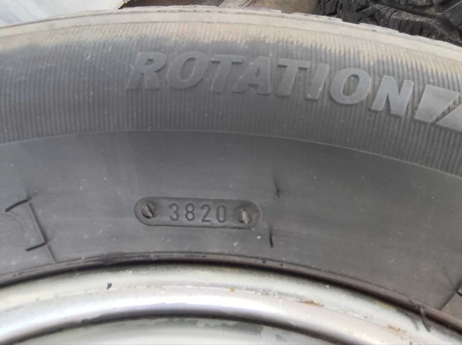 ROȚI DUSTER 215/65R16 iarnă