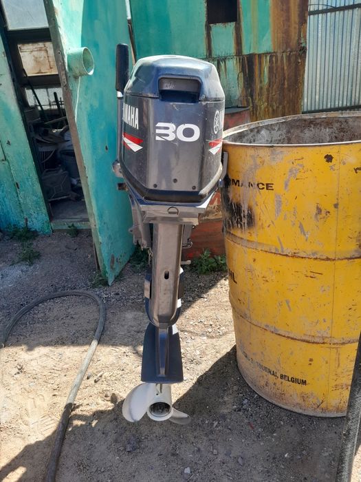 Водны транспорт Яамаха 30
