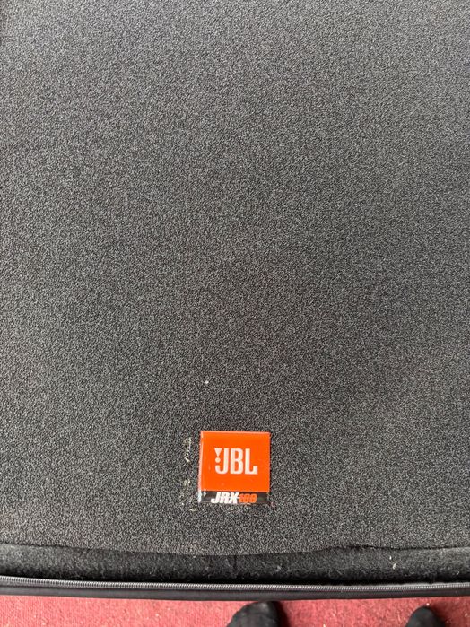 Se vinde boxe cu basi