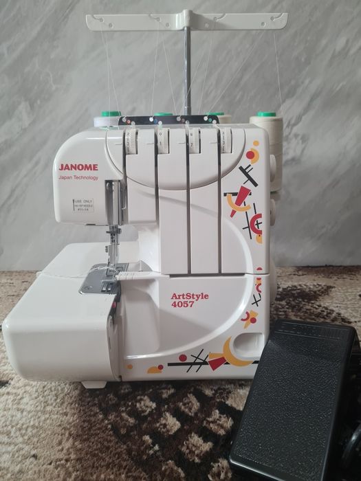 Оверлок Janome 4057