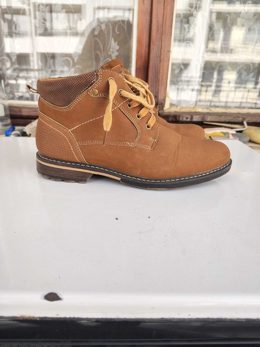 Елегантни мъжки боти