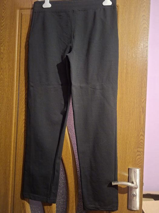 Vând Pantaloni de Trening Damă Nike Originali Italia Mărimea L