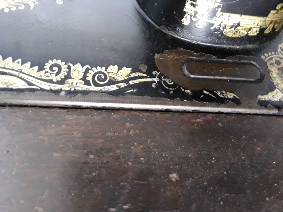 pendula Gustav Becker,masina de cusut Singer 1904.