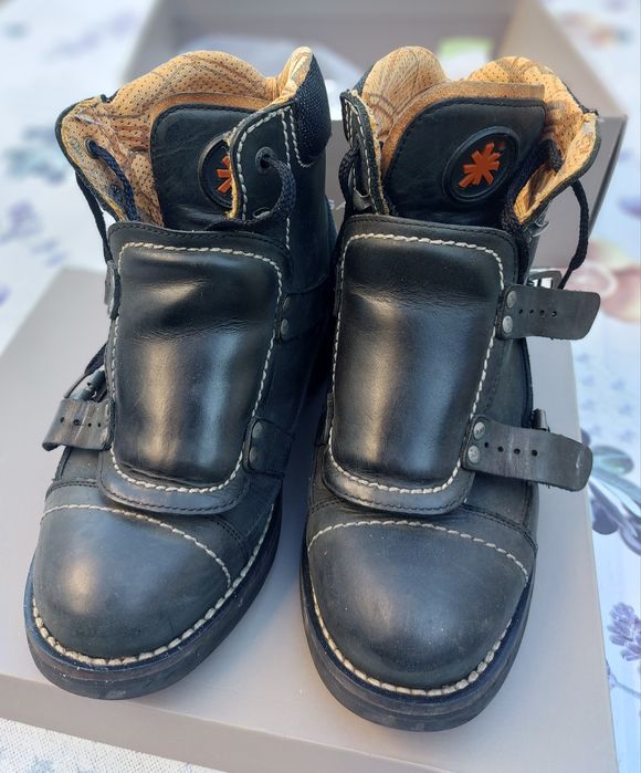 Ghete moto marimea 43