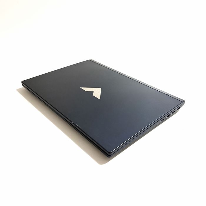 HP Victus/15,6” 144Hz/i5-13420H/RTX 3050 6GB/12GB/512GB