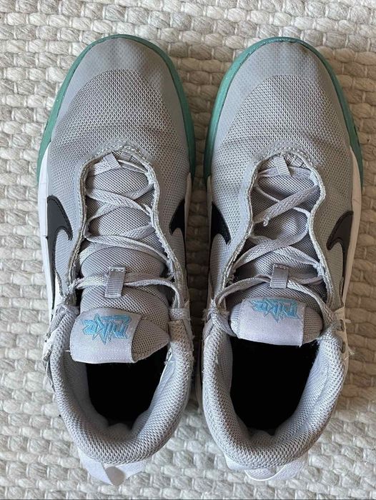 Детски маратонки NIKE номер 35,5
