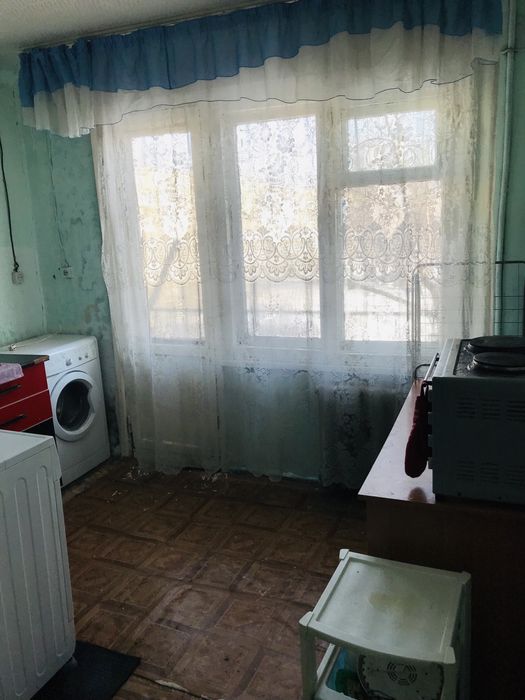 Продам комнату Бажова 345 этаж 4