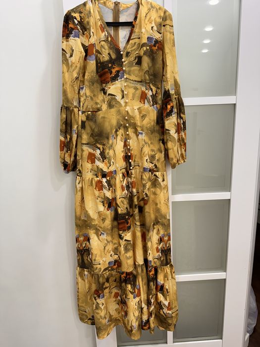 платье вечернее , национальное разные