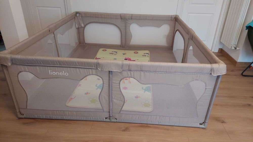 Tarc de joaca pentru copii - Lionelo Willow XL 180 x 200, compact, Grey Concrete