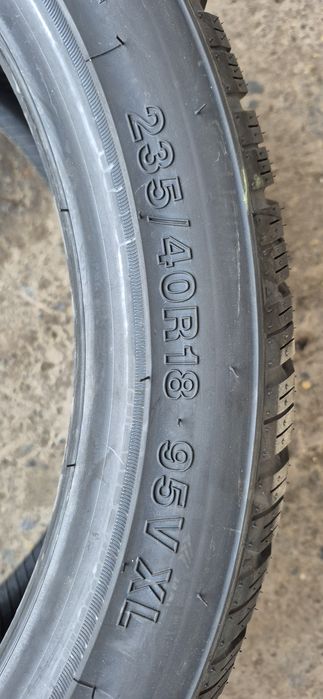 4 anvelope iarna noi Rockblade 235/40/18.Pretul este pe bucata.