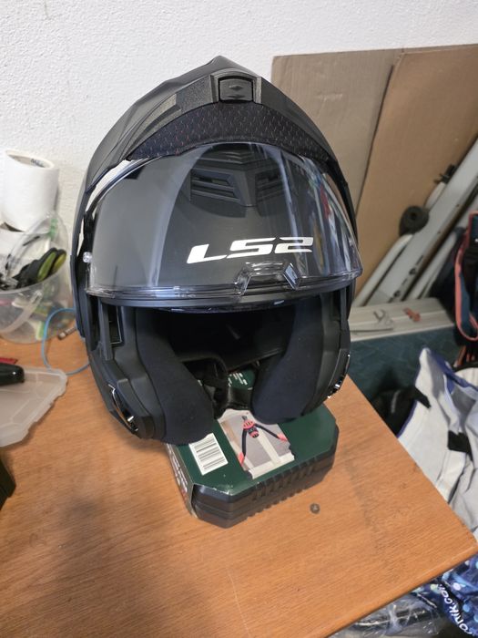 Модуларна каска за мотор LS2 Advant FF906