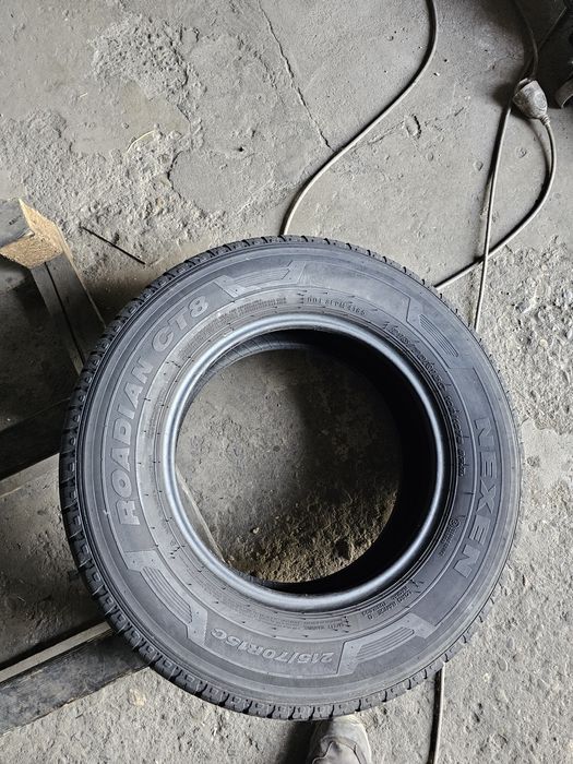1 anvelopa vara 215 70 15C Nexen