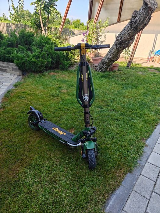 Trotinetă electrică Jeep Adventurer 2xe Adventurer – primul proprietar