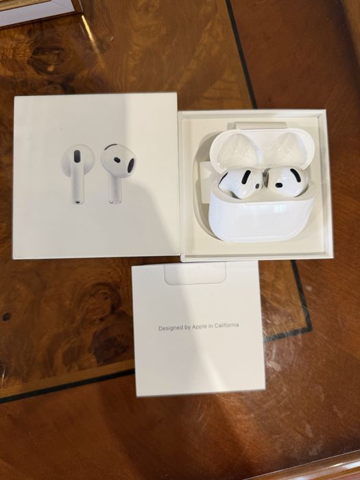 Airpods 4 оригинал