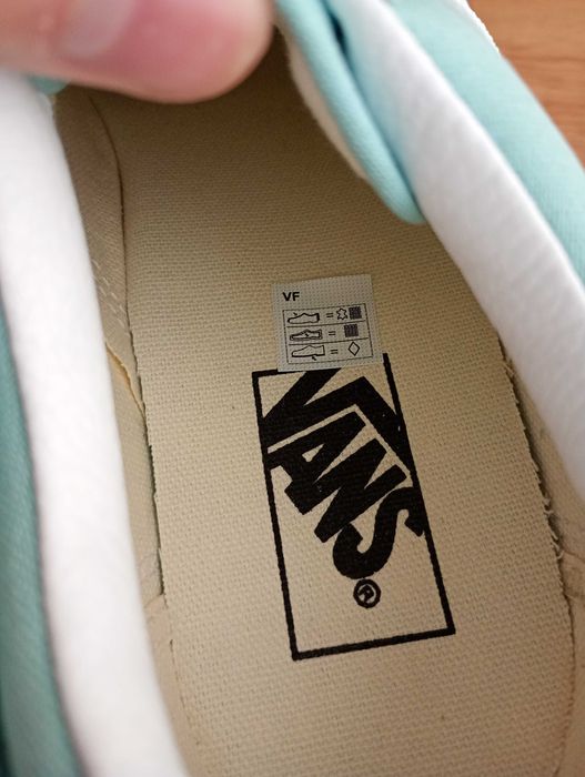 Vans off The Wall Teniși Adidas Yeezy Boost Ultra Nike Balenciaga Bape