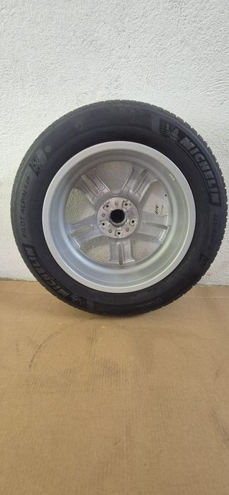 Оригинални  джанти за BMW със зимни гуми Michelin 225/60R18
