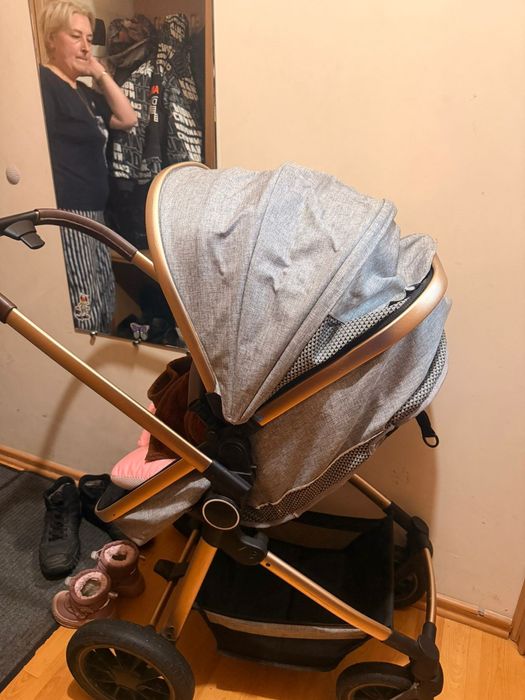 Детская коляска в отличном состоянии