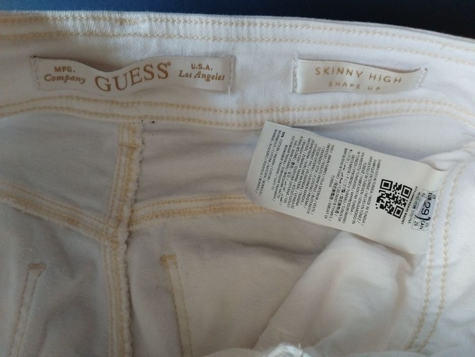 Guess 29 дамски бели дънки