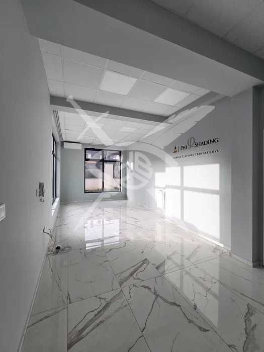 Дава се под наем Офис в Асеновград - 38 кв.м за 298.86 € - Снимка #3