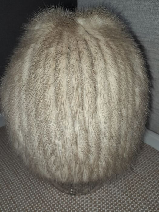 Продам шапку женскую