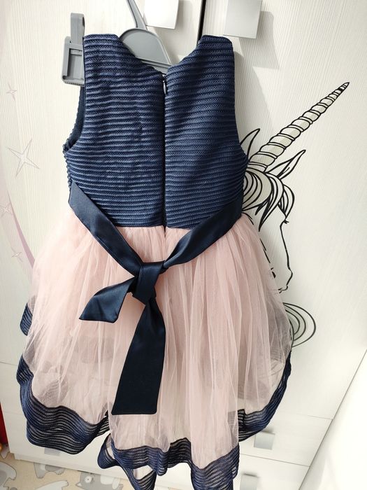 Продам нарядное платье