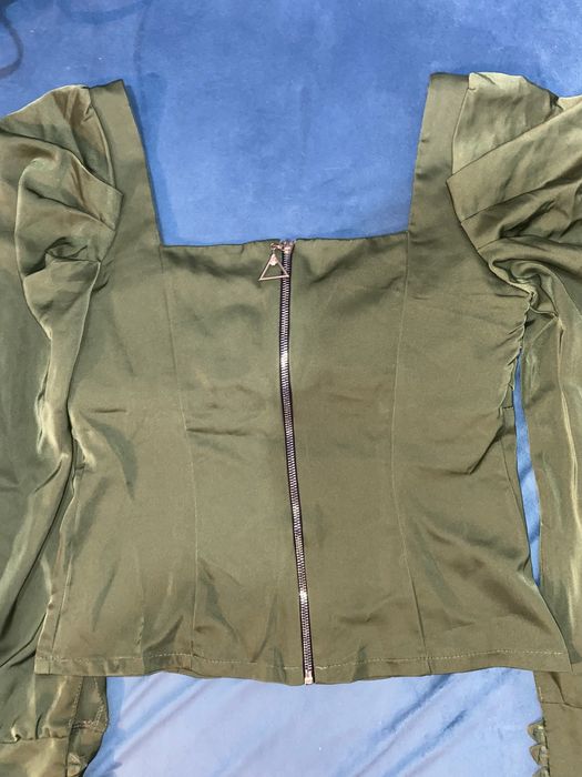 Хаки кофта атласная