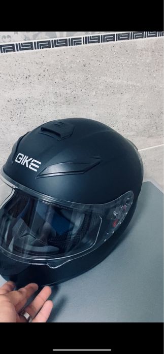 Продам каску qike отличном состоянии