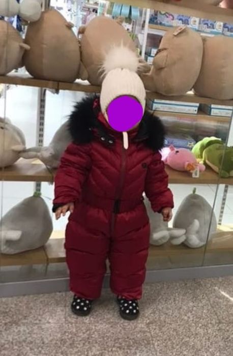 Продам комбинезон для девочки