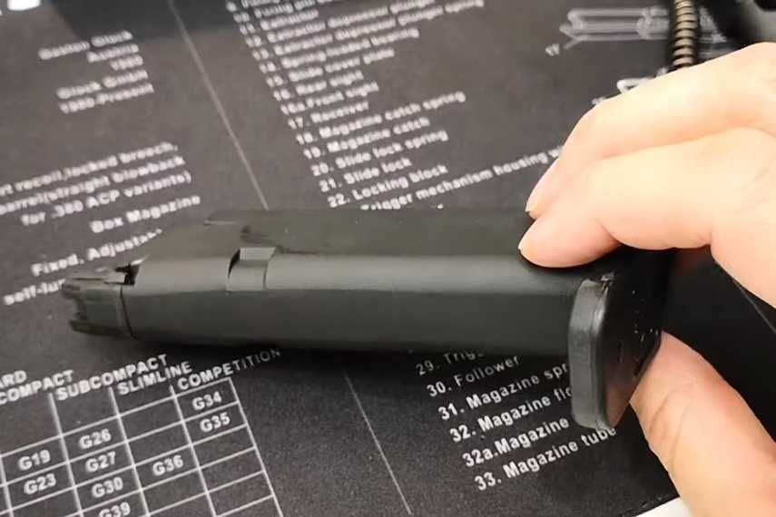 SUPER PRET!! Pistol Modificat (PUTERE REALA) 4.7 J Airsoft + Munitie