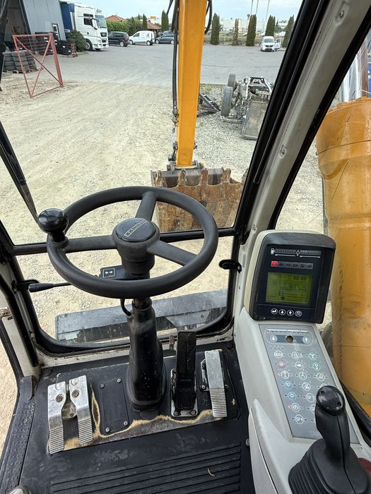 Excavator pe roti Liebherr A 900 C
