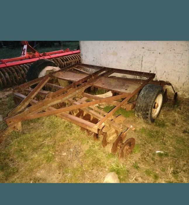 Vând 3 discuri gd 3.2 cu cadru din cornier gros model mai vechi