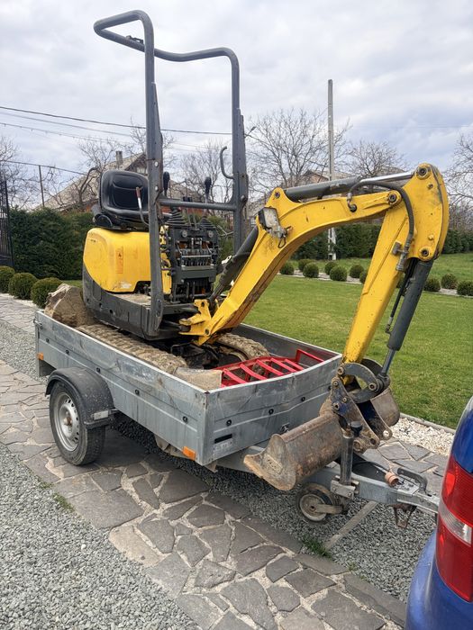 Miniexcavator motor yanmar 3 cilindrii