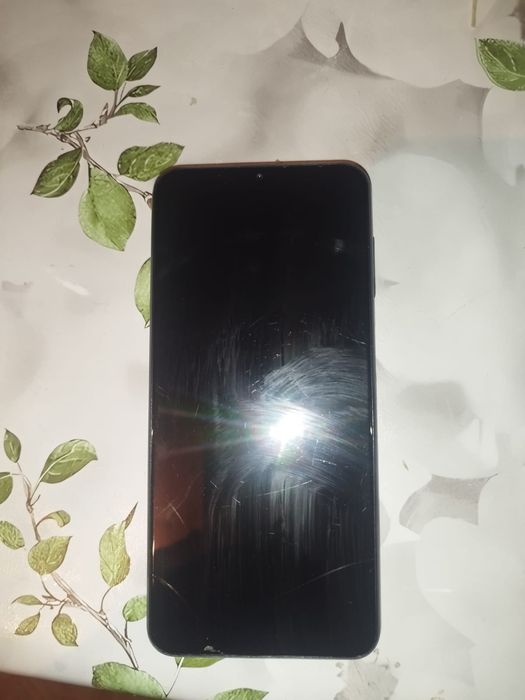 Продам телефон  самсунг А13