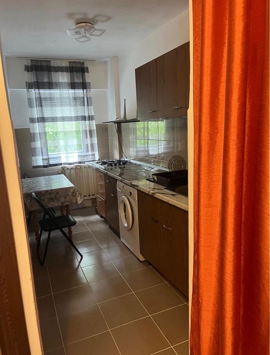 Închiriez apartament cu 1 camera